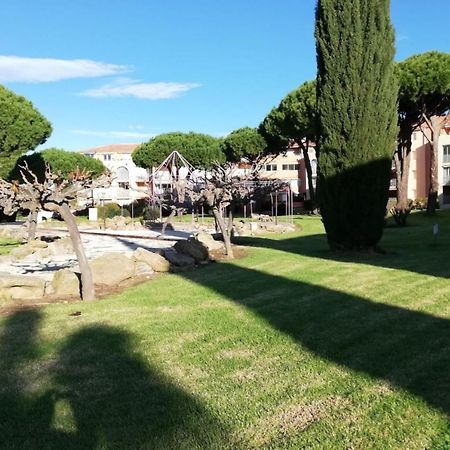 Very Cosy Apartment At 200 M From The Beaches La Londe-les-Maures Eksteriør bilde