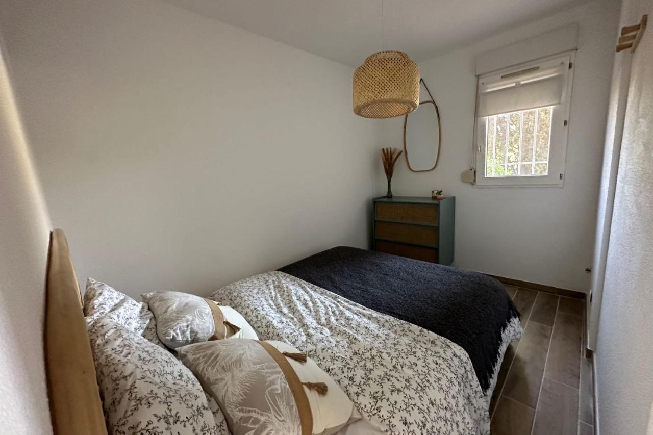 Very Cosy Apartment At 200 M From The Beaches La Londe-les-Maures Eksteriør bilde
