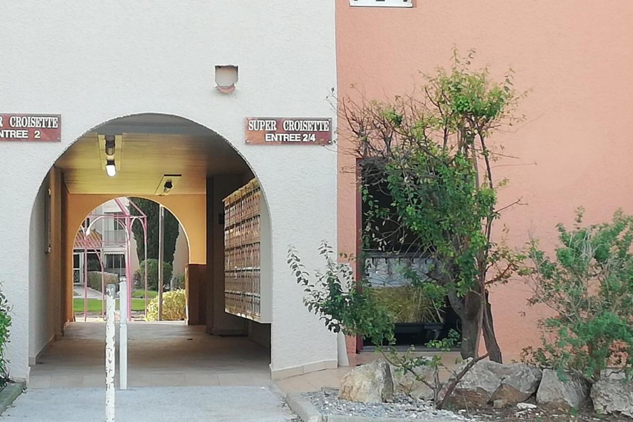 Very Cosy Apartment At 200 M From The Beaches La Londe-les-Maures Eksteriør bilde